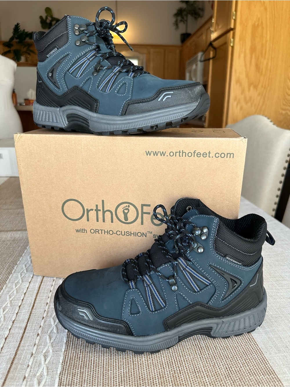 Orthfeet Women’s Sz 8.5 XWide Blue Hiking Boot with Ortho-Cushion Comfort